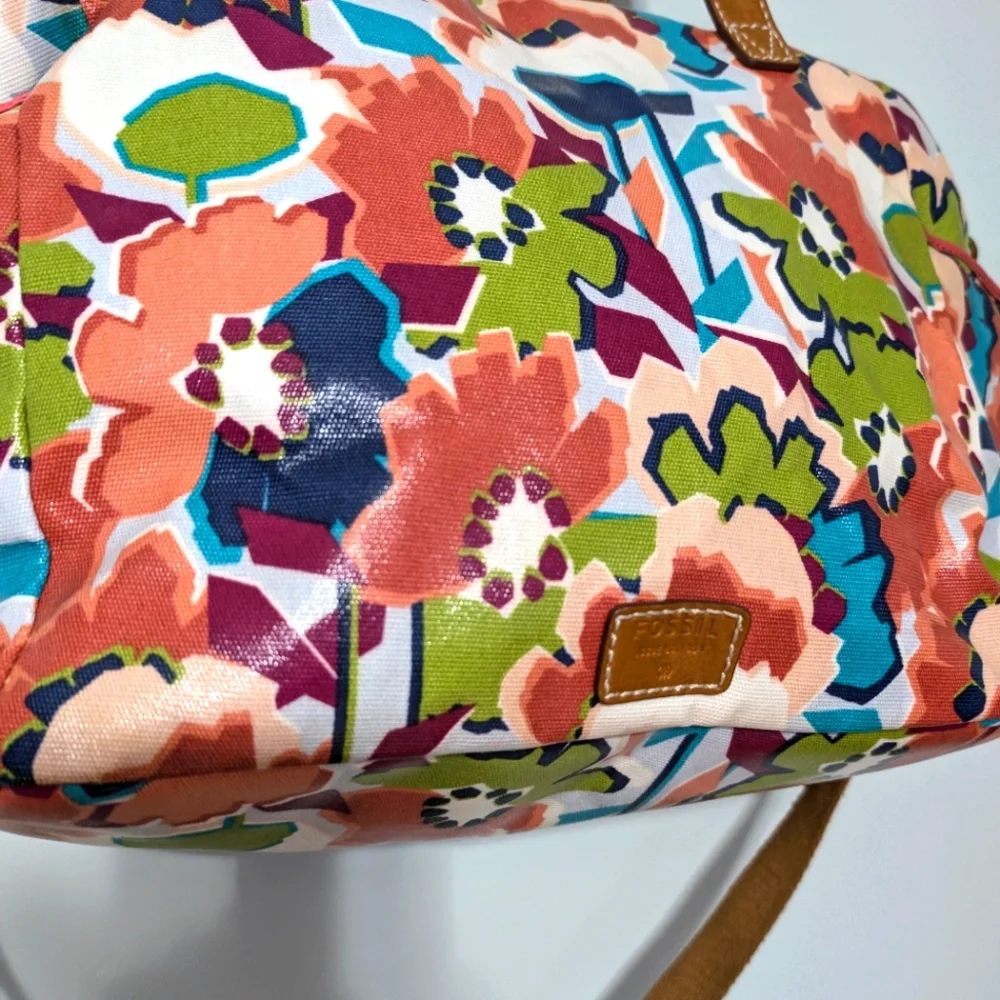 Fossil PVC Coated Textile Bag - Picture 2 of 8